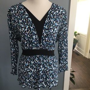 Pull over top with tie